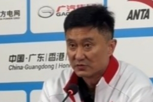 杜锋：郭士强指导现在带国家队非常辛苦  我们更多是业务上的探讨